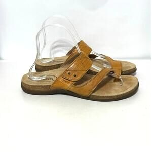 Taos Women's Perfect Tan Leather Slip On adjustable Strap Flat Sandals Size 9 M